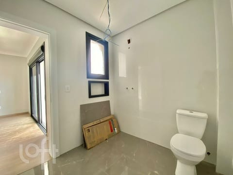 Image 22 - 254500
